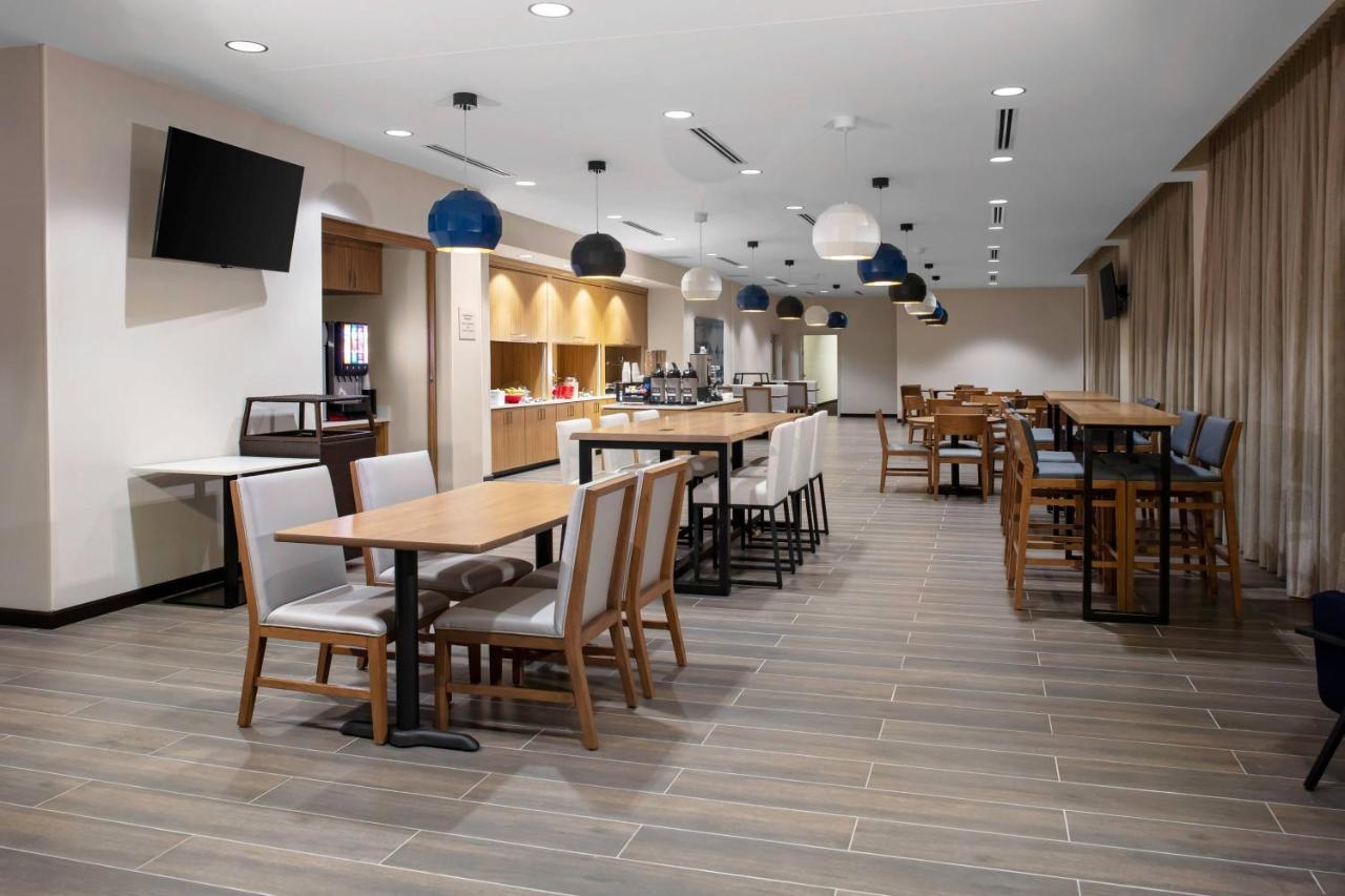 Towneplace Suites By Marriott Orlando Airport Exterior foto